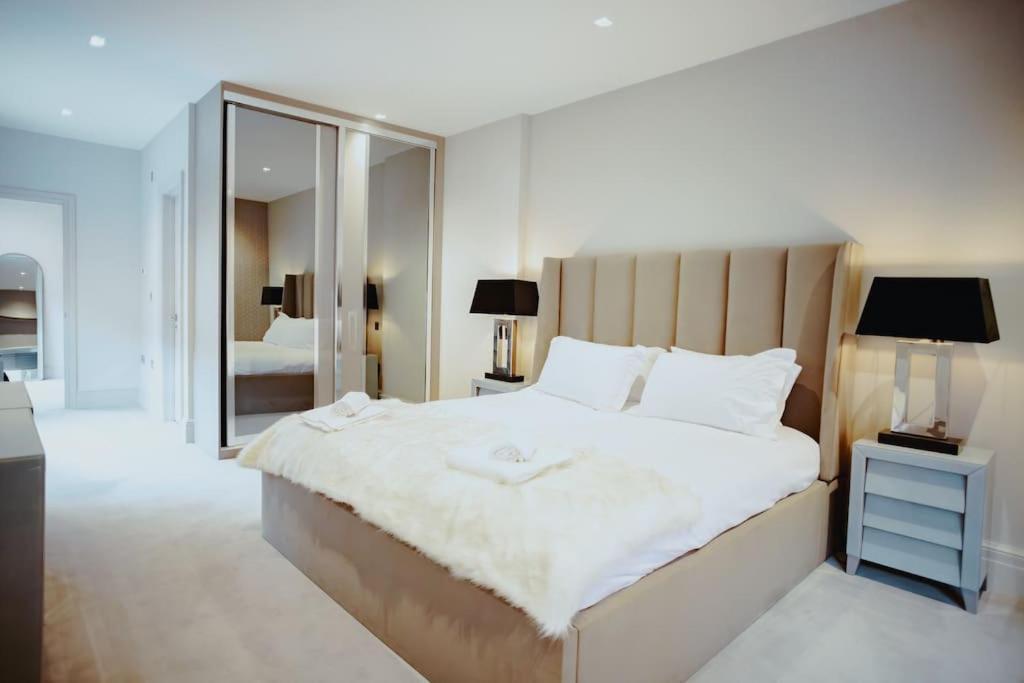 3-Story Townhouse - Sleeps 8 Leeds (West Yorkshire) Exterior foto