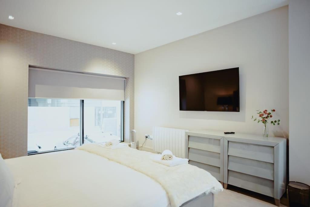 3-Story Townhouse - Sleeps 8 Leeds (West Yorkshire) Exterior foto